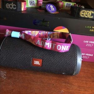 Escape Psycho Circus 2018 GA 2day wristband